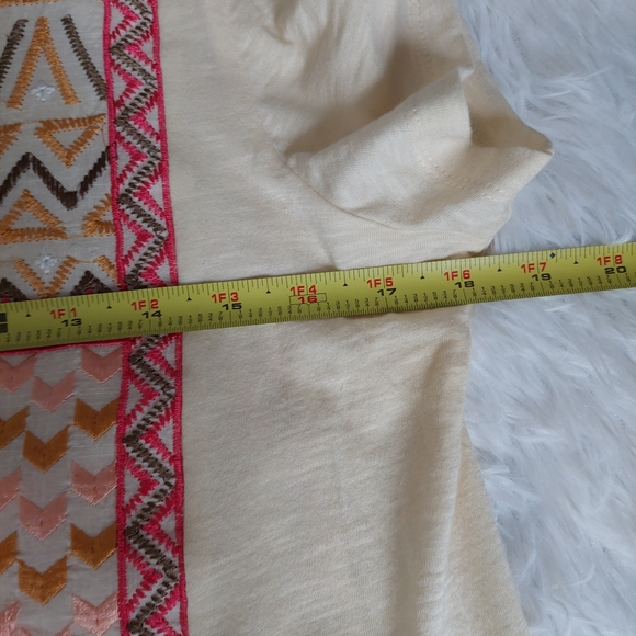 5 For $50🔥  Sundance Embroidered Short Sleeve T Shirt Southwest Boho Earthy - Picture 7 of 8
